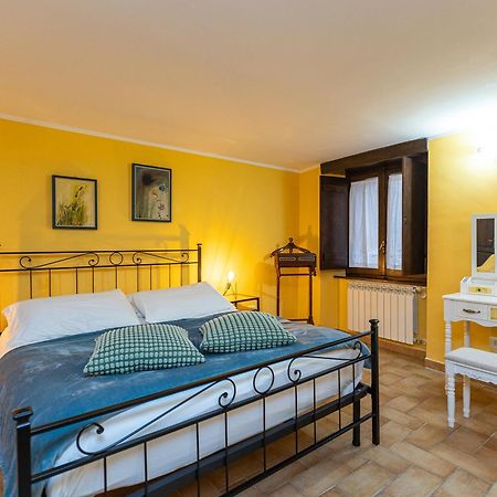 La Casa Di Pepe Bed & Breakfast Sutri Dış mekan fotoğraf
